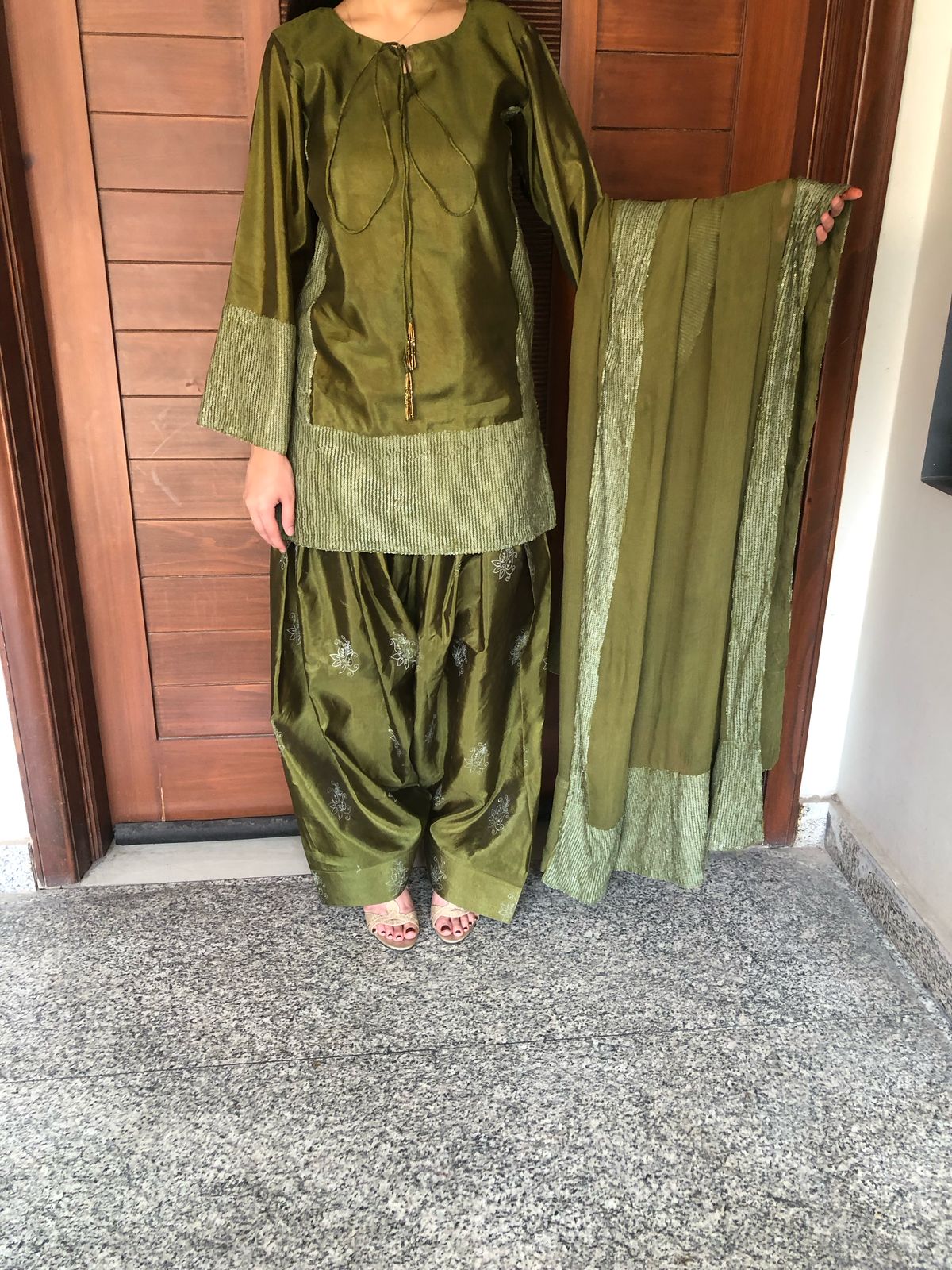 short kurta-style shirt adorned